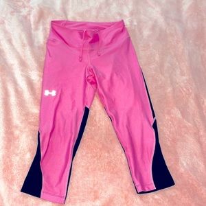 UA HEAT GEAR WORKOUT GYM CAPRI LEGGINGS M